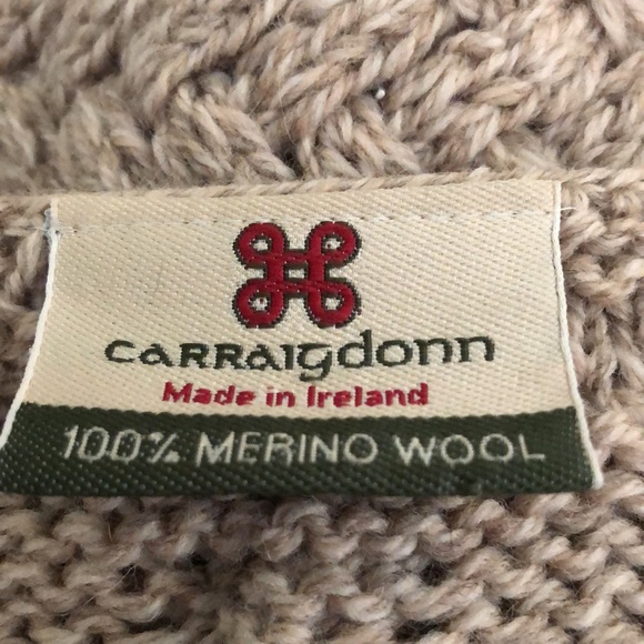 100% Merino wool sweater. Made in Ireland. Cable design, - Picture 5 of 5